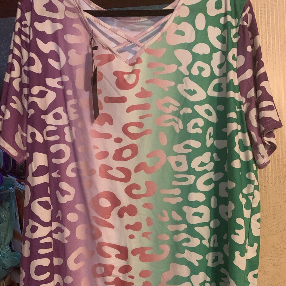 Nwt great casual wear, so soft b great wear for warmer weather.